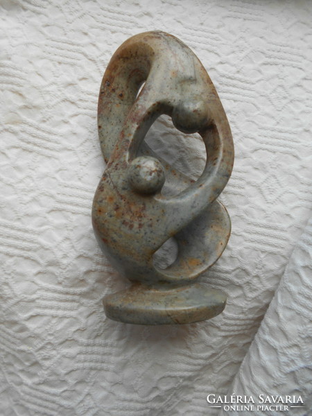 Statue in henry moore style - mother with child 16.5 cm signed