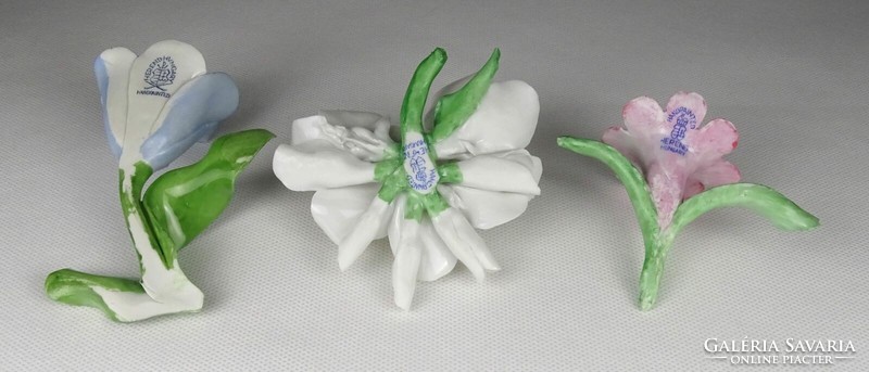 1Q476 Régi sérült ritka Herendi porcelán virág 3 darab
