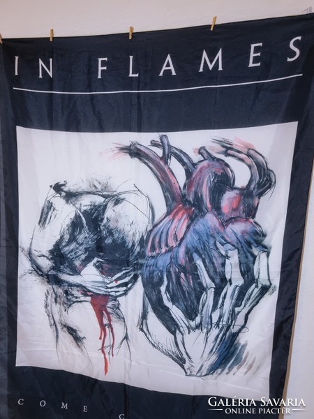 In Flames Fali dekoráció - kendő - zászló (12)