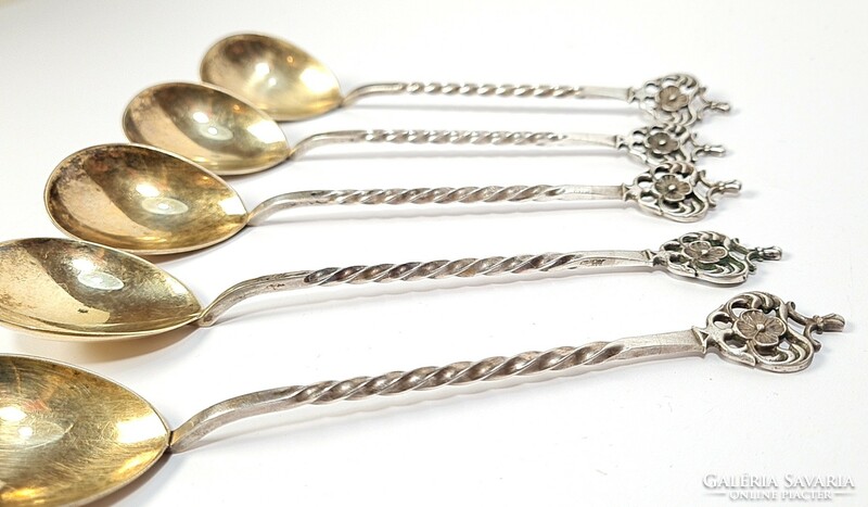 Beautiful ornate 916 silver large tea or dessert/ice cream spoons