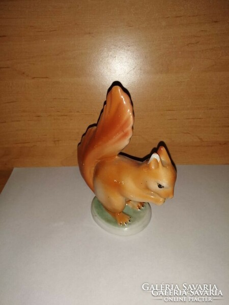 Kőbányai porcelán mókus figura 14 cm (po-3)