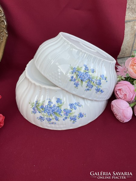 Zsolnay Nefelejcses porcelán pogácsástál pogácsástálak tál pörköltes köretes hagyaték porcelán