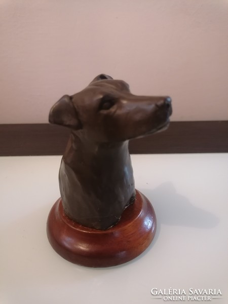 Dog sculpture