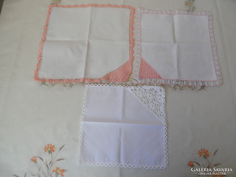 Older lacy handkerchief package (3 pcs.)