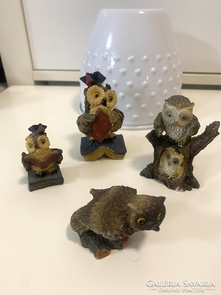 From the owl collection, 4 resin owl figurines for collectors