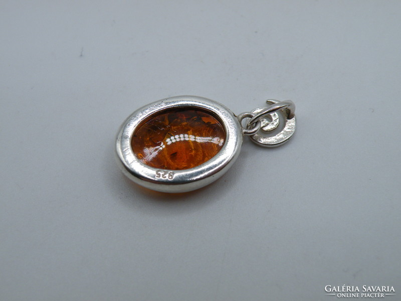 Uk00232 silver pendant with amber stone 925