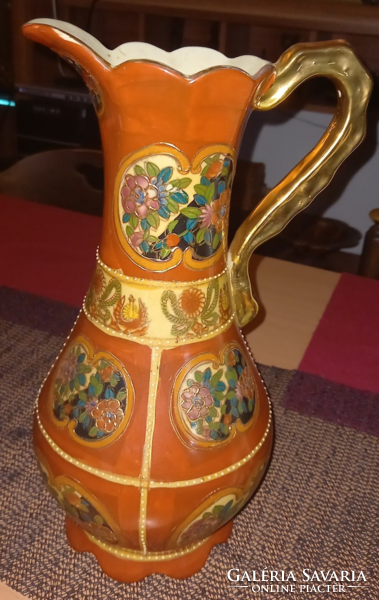 Chinese porcelain vase