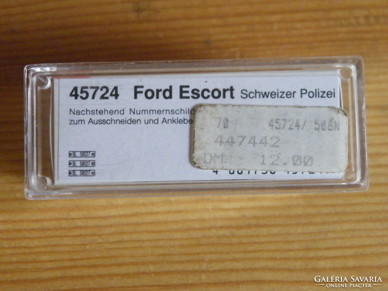 Ford Escort Busch (H0) automodell terepasztalhoz 1:87
