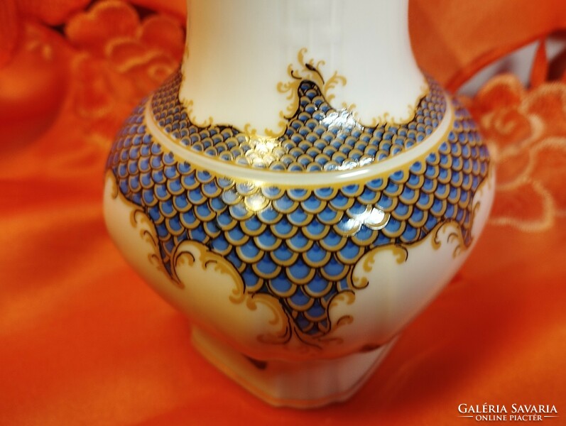 Bareuther German porcelain bird vase