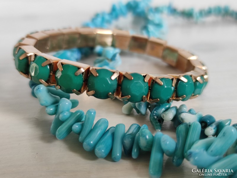 Retro turquoise bijou bracelet and necklace package from the legacy of the photographer 