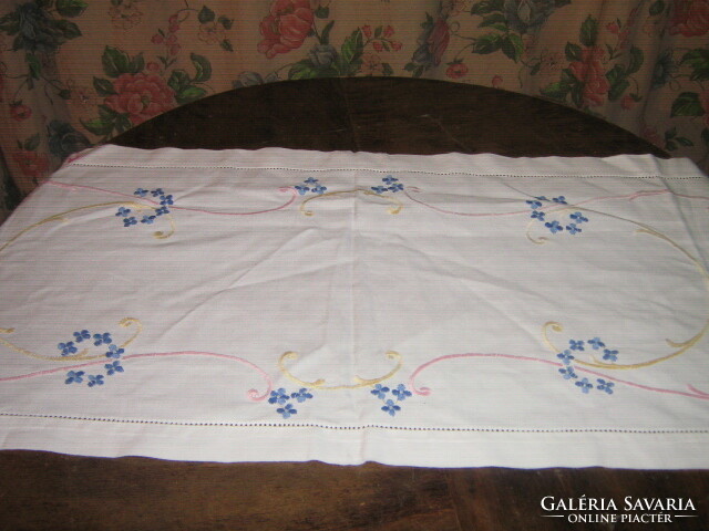 Charming hand-embroidered vintage floral azure runner tablecloth