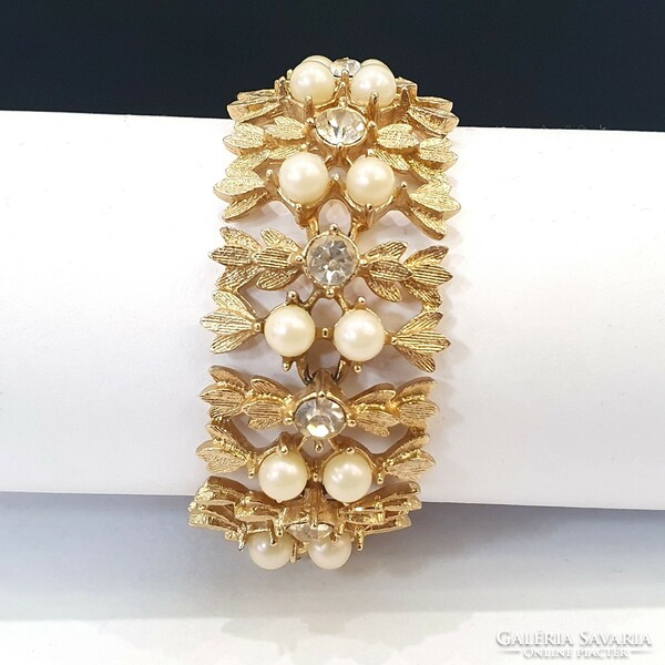 Sarah coventry 1960's 14kt gold plated bracelet