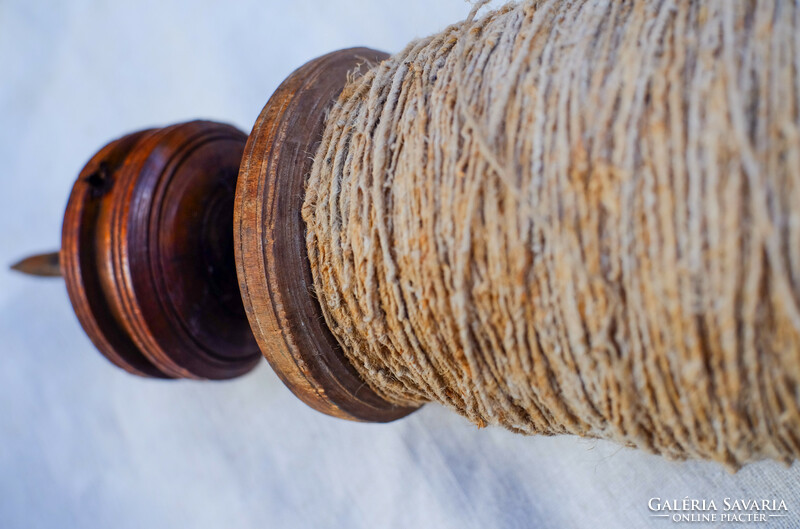 Spindle, with wrought iron and wooden parts, hemp thread, loom