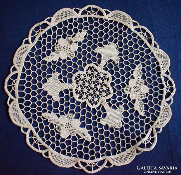 Pointlasz, cord lace needlework lace tablecloth 34 cm