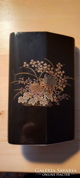 Satsuma Japanese flat flower pattern vase