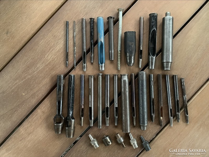 29 Pcs. Leather piercing tool, 1.5 kg. I accept an offer