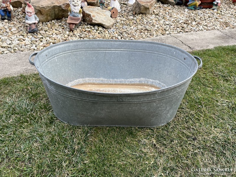 Beautiful tin galvanized bowl, 2-handled tub, vase for flowers, village rustic decoration