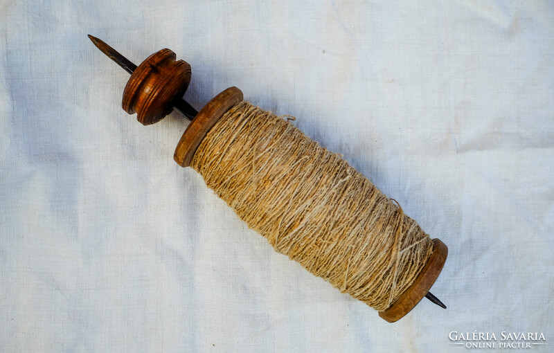 Spindle, with wrought iron and wooden parts, hemp thread, loom