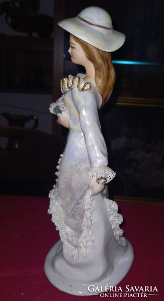 Porcelain lady