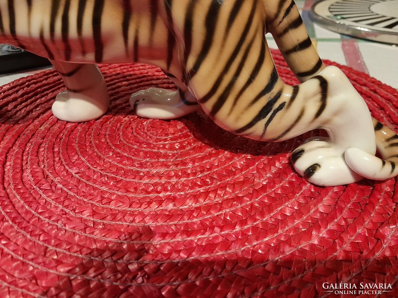 Royal doux tiger 40 cm long restored bottom marking