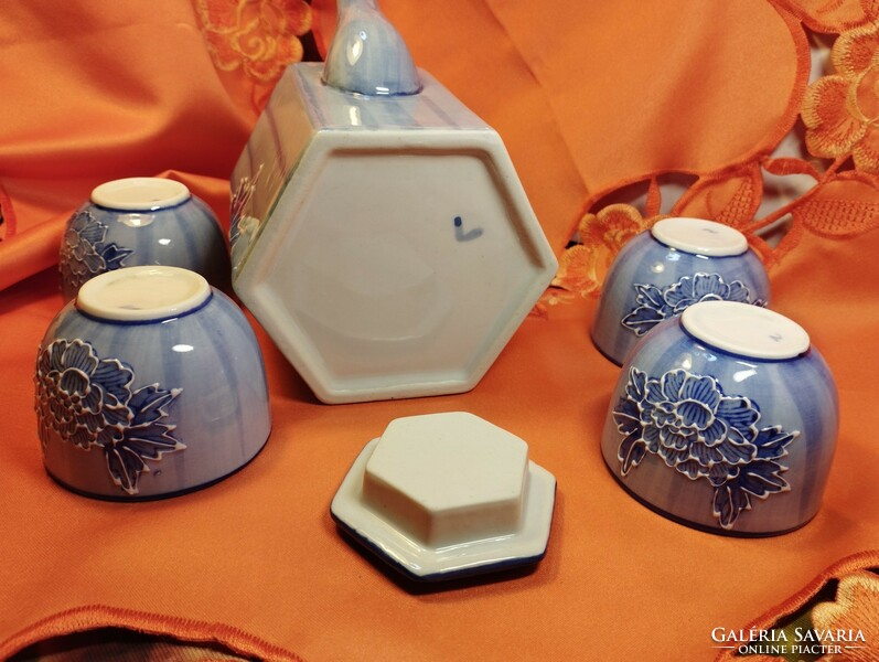 Oriental porcelain, coffee and tea set for 4 people