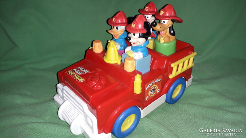 Retro original disney - mckey mouse - mickey mouse and his friends interactive fire truck 20cm according to pictures