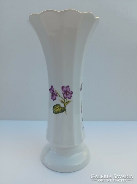 Bavaria porcelán Ibolyás váza aranyozott peremmel