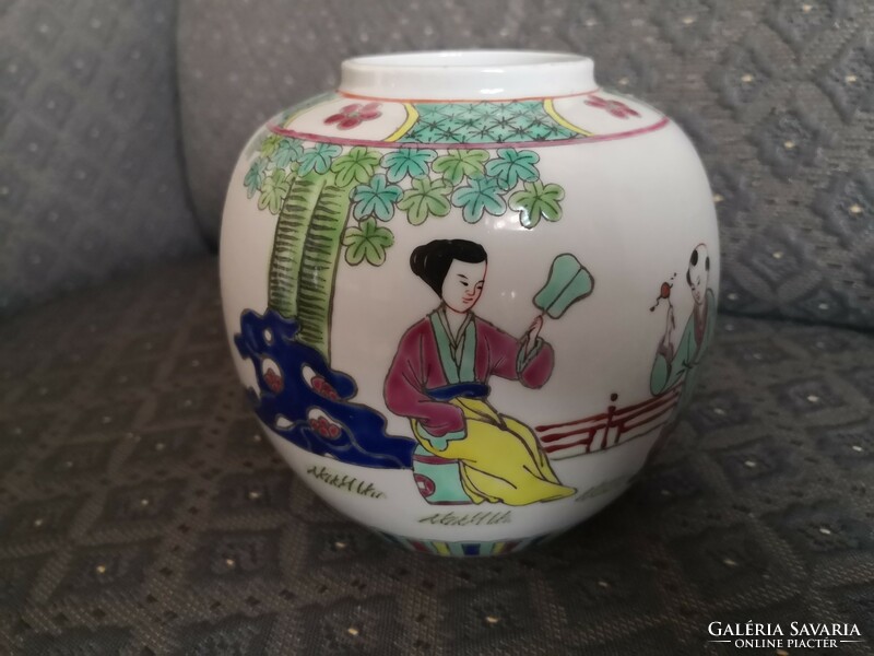 Canton famille rose Chinese ball vase