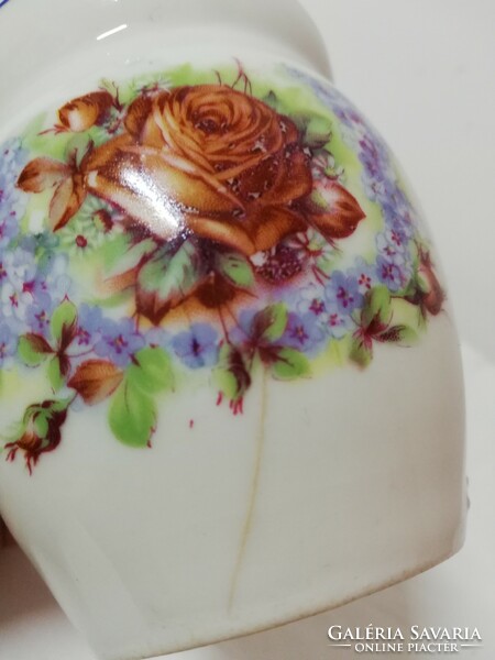 Rózsás porcelán pocakos bögre