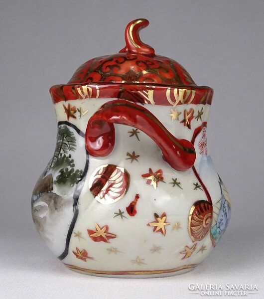 1Q469 Régi japán császár díszes és tájképes fedeles porcelán tároló edény 13 cm