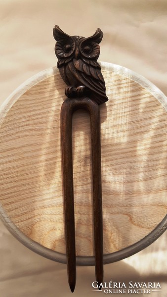 Wood carved owl pattern hairpin