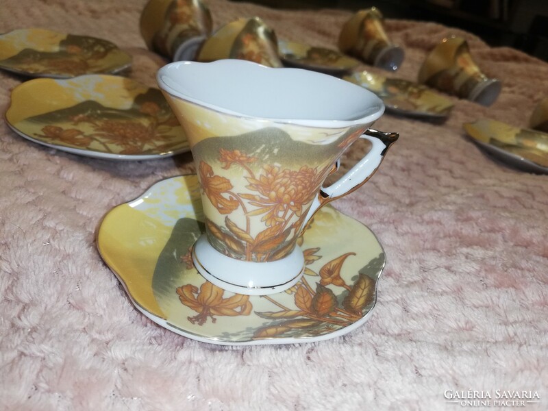Flawless peach' with modern japan mark, including 6 porcelain coffee cup bases