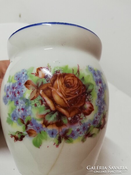 Rózsás porcelán pocakos bögre