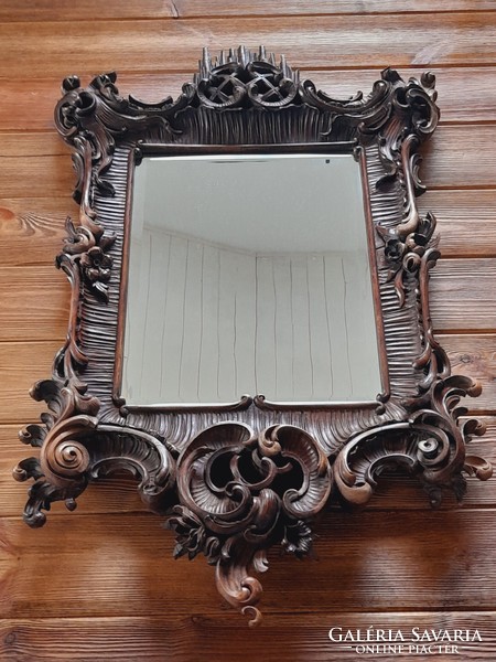 Carved wooden wall mirror, 100 x 66 cm