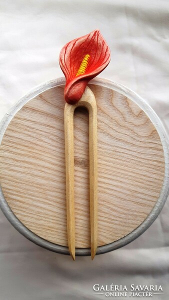 Carved wooden, painted calla flower patterned hairpin, hair ornament