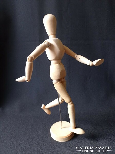 Wooden mannequin artist figure