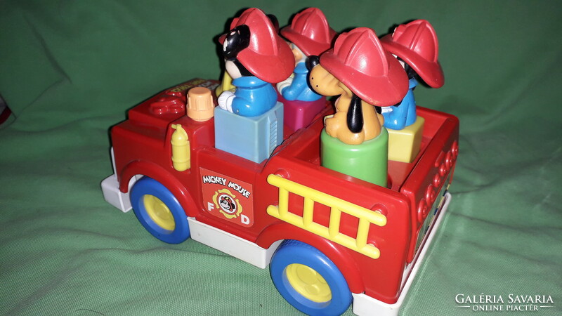 Retro original disney - mckey mouse - mickey mouse and his friends interactive fire truck 20cm according to pictures
