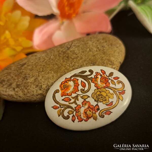 Fire enamel brooch 4 cm