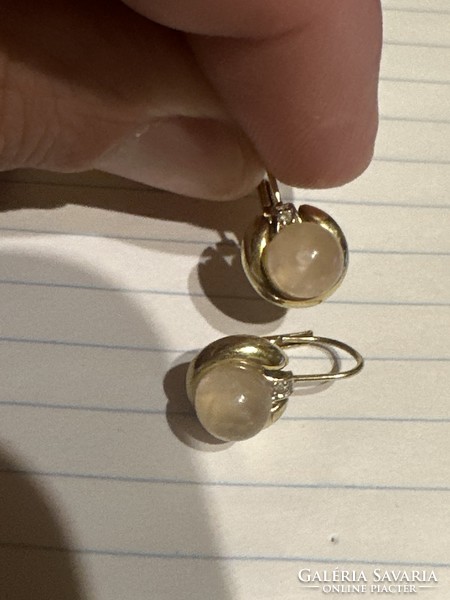 14Kr antique gold earrings flawless earrings for sale! Price: 58,000.-