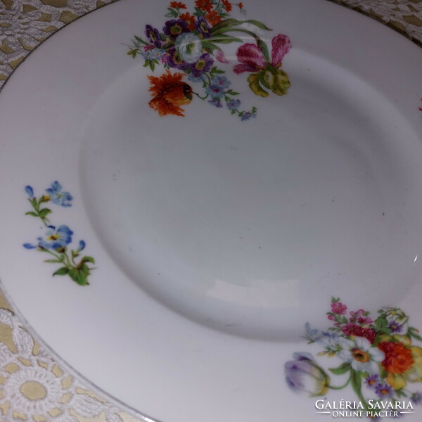 Zsolnay gyönyörű virágos porcelán lapos tányér