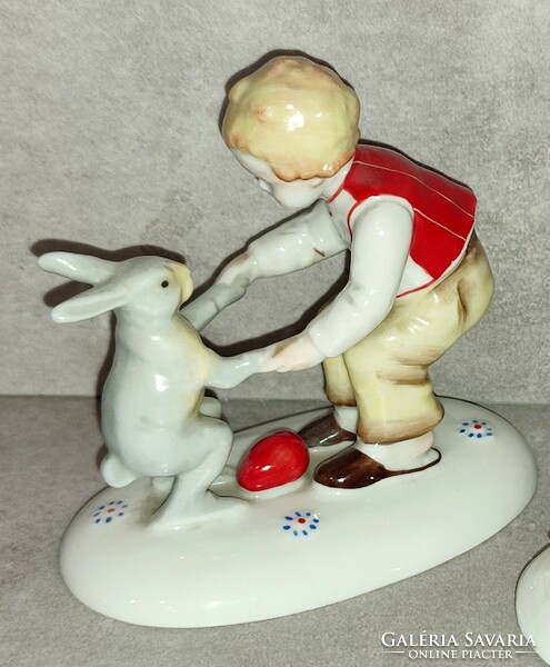 Porcelán Húsvéti nyuszi porcelán figurával (német)