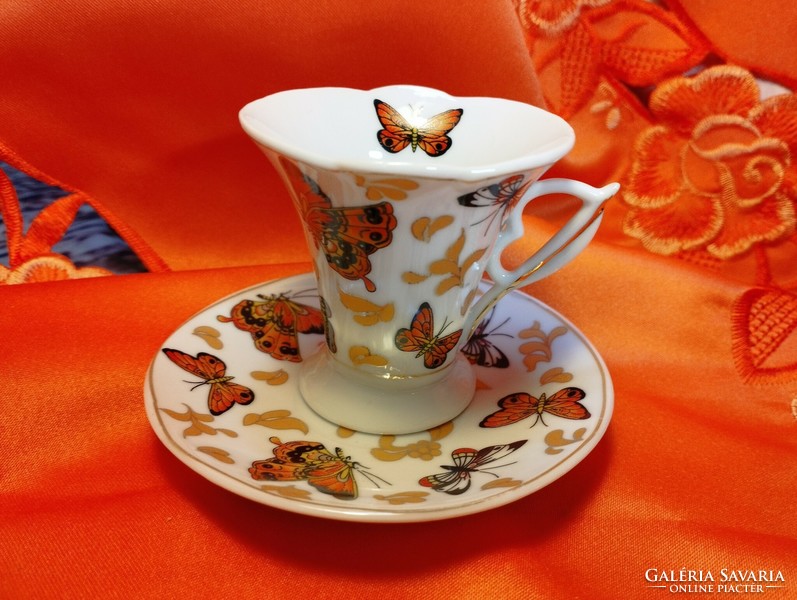 Beautiful butterfly porcelain coffee cup with bottom, 4 pairs + 2 bottoms