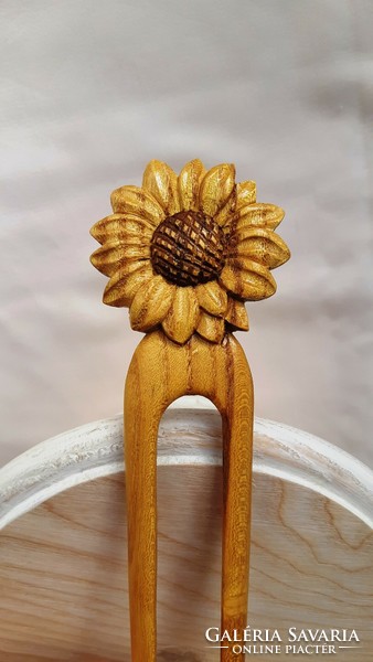 Carved from wood, natural mulberry, sunflower pattern hairpin, hair ornament