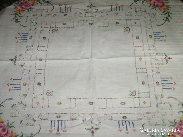 Fabulous hand embroidered tablecloth with toledo