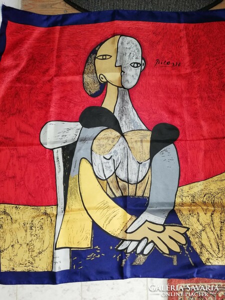 Silk scarf with Picasso pattern