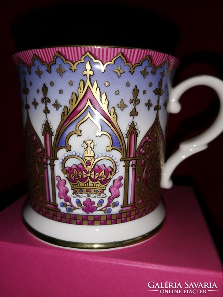 Royal Albert's exclusive cup !!!!!