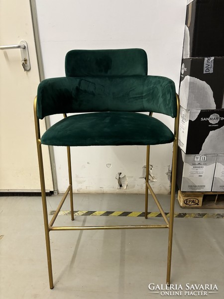 Bar stool with green velvet cover