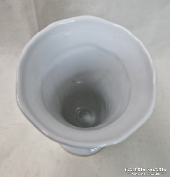 Hollóházi Erika mintás porcelán váza hibátlan állapotban 21 cm.