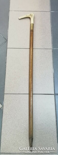Retro hiking stick with antler handle