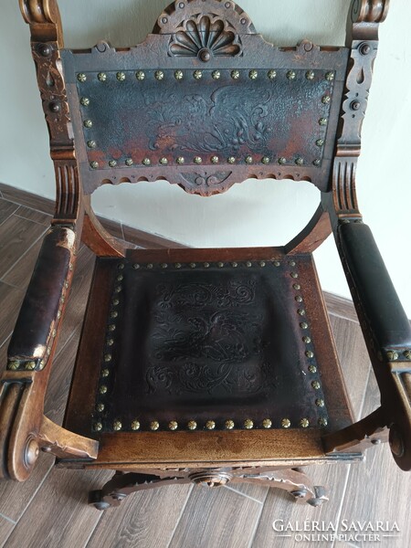Savonarola throne chair for sale